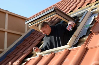 Pose de fenêtres de toit Velux au Tilleul-Lambert
